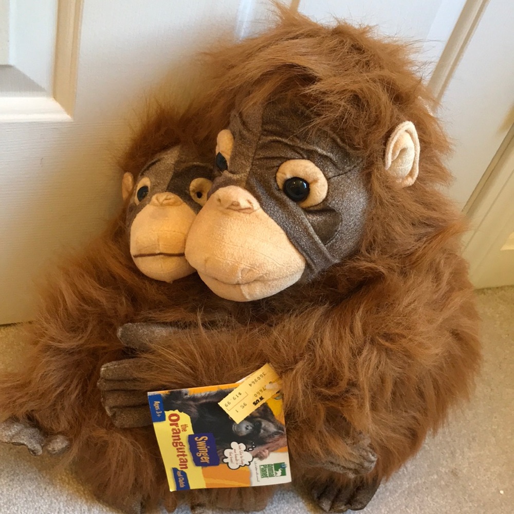 New Swinger Animal Planet Orangutan mother and baby